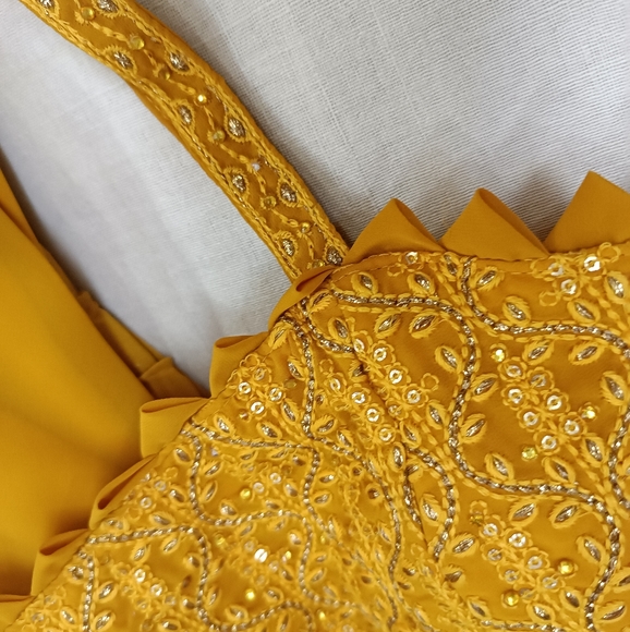 Sold🚫Zannat jubair inspired sharara set - Picture 13 of 17